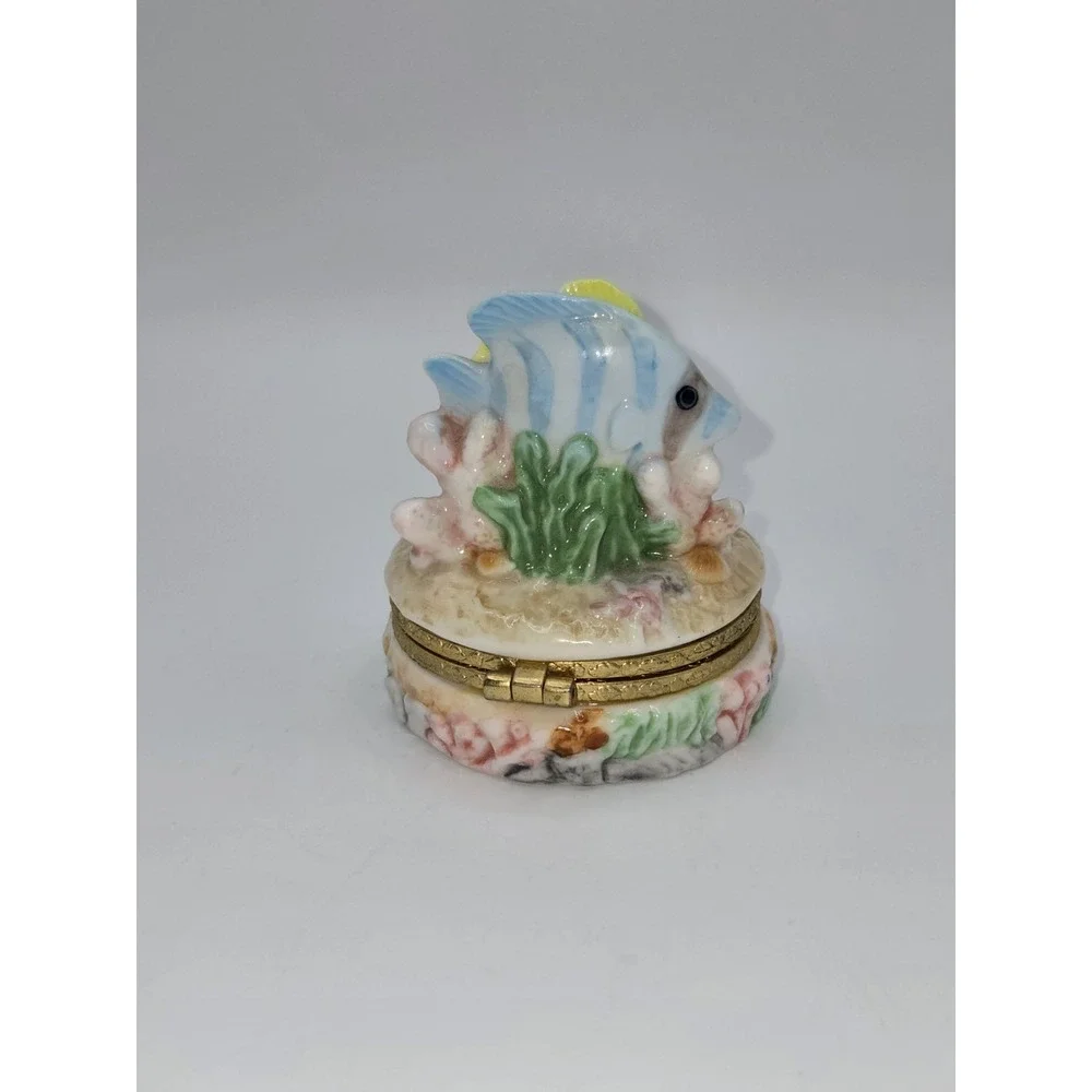 Vintage Genmore Tropical Fish Trinket Box Porcelain Hinged Keepsake Ring Box